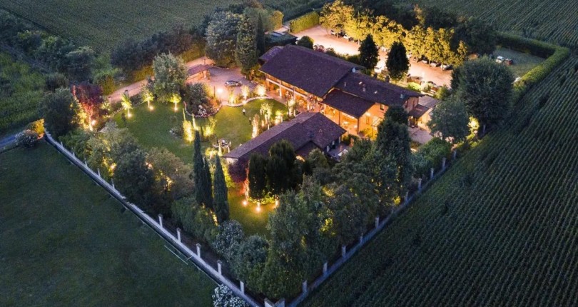 Особняк Corte Piovanelli, Италия; проведение свадьбы, мероприятий I Italiforyou
